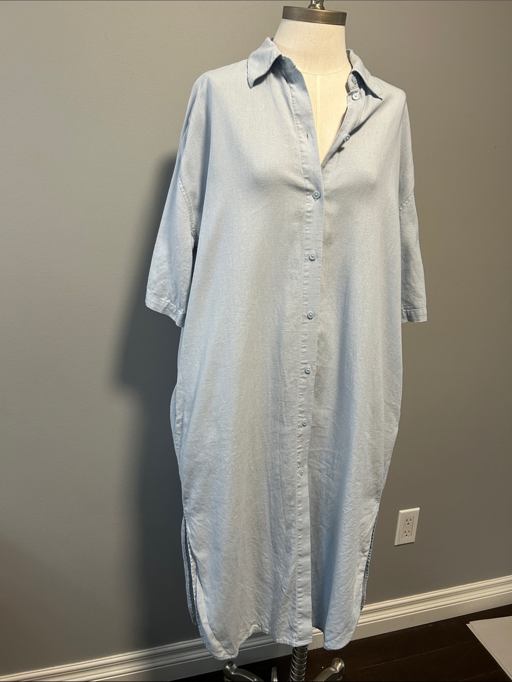ARITZIA Babaton Linen Blend Shirt Midi Dress - Picture 11 of 12
